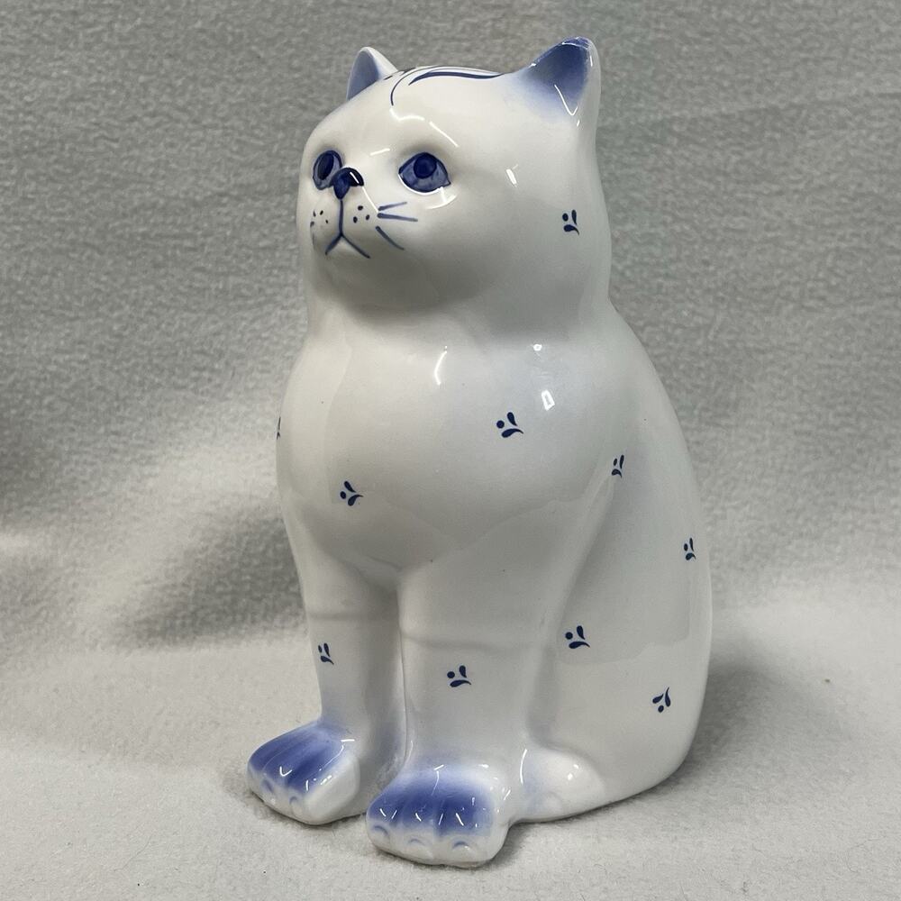 Vtg Enesco Blue White Cat Figurine Delft Style Hand Painted Ceramic Collectible
